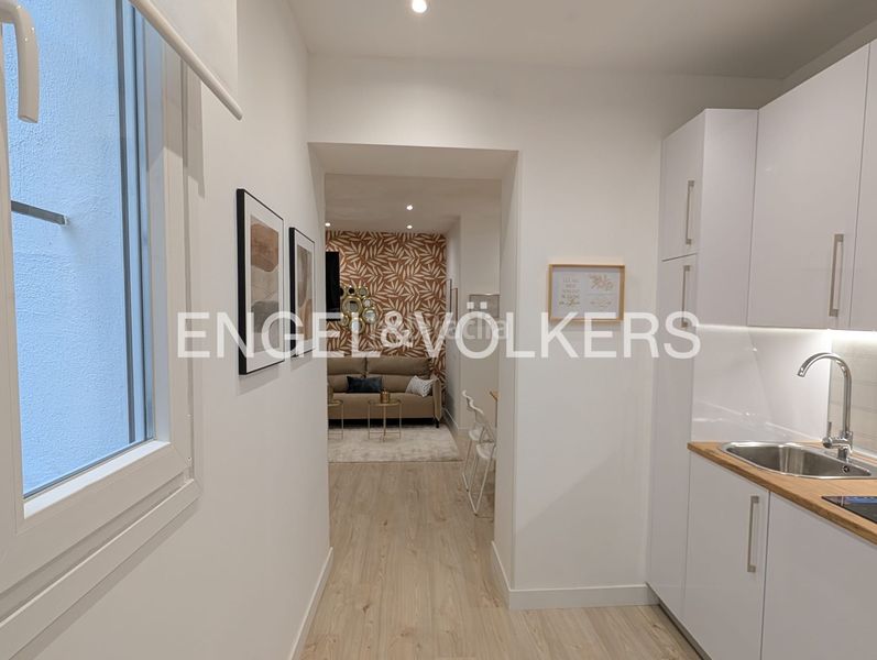 Foto cf446bcf-3ff7-4eb6-a927-c18d9d91a2cc. Pis amb calefacció a Embajadores-Lavapiés Madrid