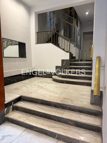 Foto b999b105-d3e1-4d19-88ca-fc190993c3a9. Pis amb calefacció a Embajadores-Lavapiés Madrid