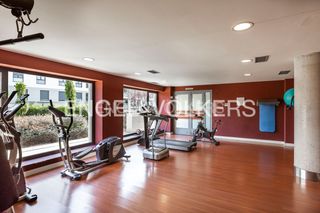 Pis a Sanchinarro. Acogedor piso modero de un dormitorio en sanchinarro