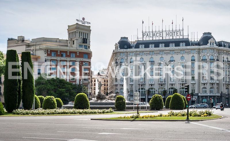 Foto b740372a-1d08-4532-83de-d622bd76f9bc. Pis amb calefacció a Cortes-Huertas Madrid