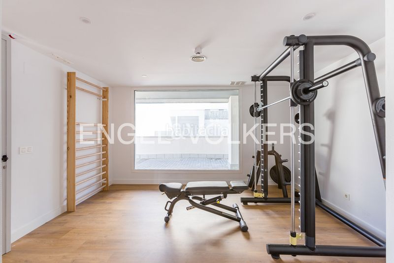 Foto 6ed5272d-29e2-443c-8b47-3a23d33b207b. Pis amb calefacció aparcament a Aravaca Madrid