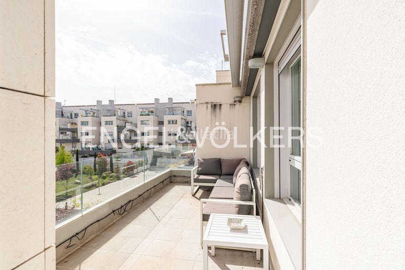 Foto 84d0021a-7b88-490a-8d38-ddb88c84191c. Pis amb calefacció aparcament a Aravaca Madrid