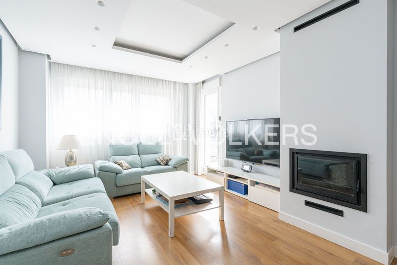 Foto 92e71e3a-5f6b-4fba-9c5b-95f478d9fbd8. Pis amb calefacció aparcament a Aravaca Madrid