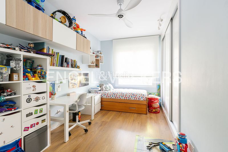 Foto c189a767-d0da-4707-a1b1-46e11a0c319f. Pis amb calefacció aparcament a Aravaca Madrid