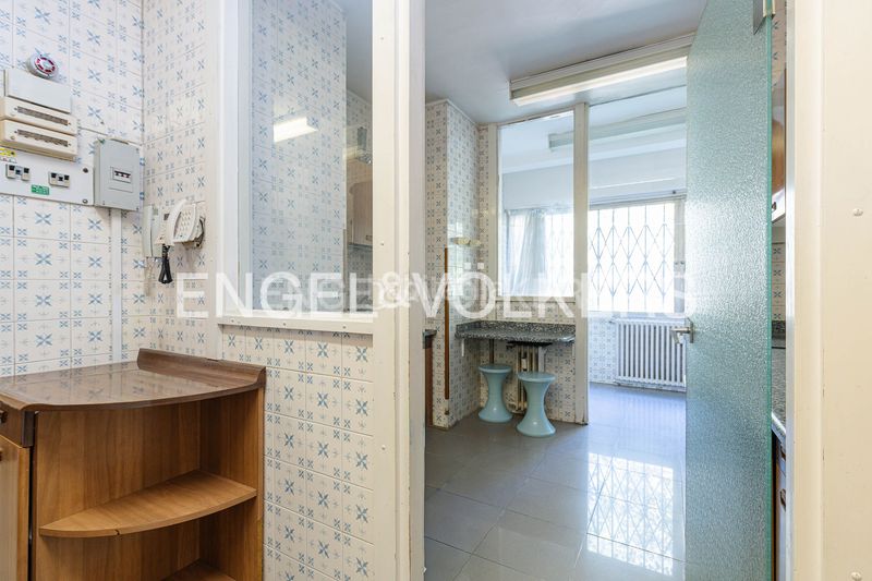 Foto 5f0af96a-4c5d-4e51-b65c-af1a51b3de89. Pis amb calefacció aparcament piscina a Aravaca Madrid