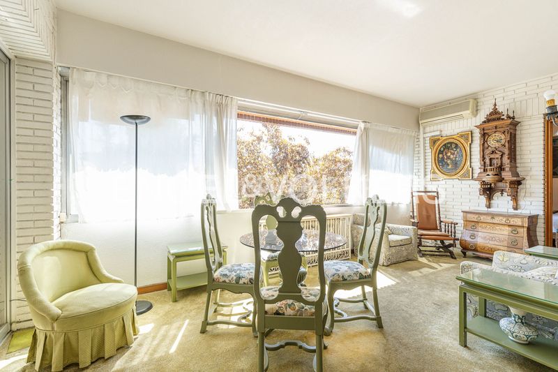 Foto 7d1d4cb0-e10e-4d20-80c0-9cde00d01542. Pis amb calefacció aparcament piscina a Aravaca Madrid