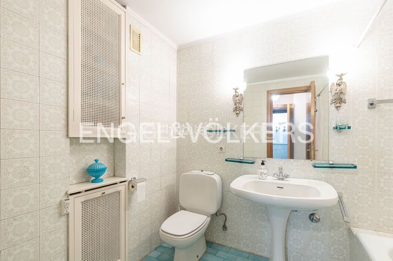 Foto 8d782f05-cad6-4704-b3a0-fe7dbd4dbfa5. Pis amb calefacció aparcament piscina a Aravaca Madrid