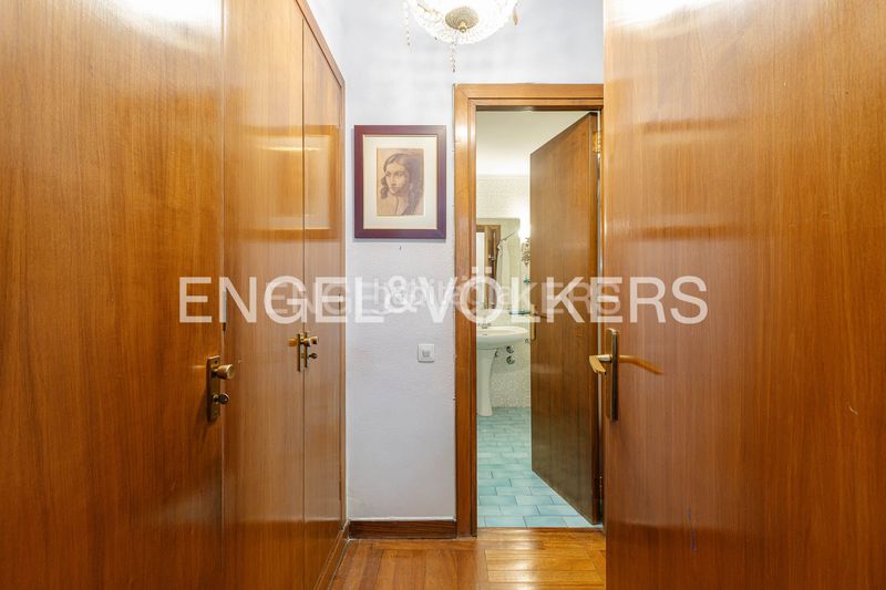 Foto 99342d36-11ff-4e00-87dd-72644c9549c3. Pis amb calefacció aparcament piscina a Aravaca Madrid