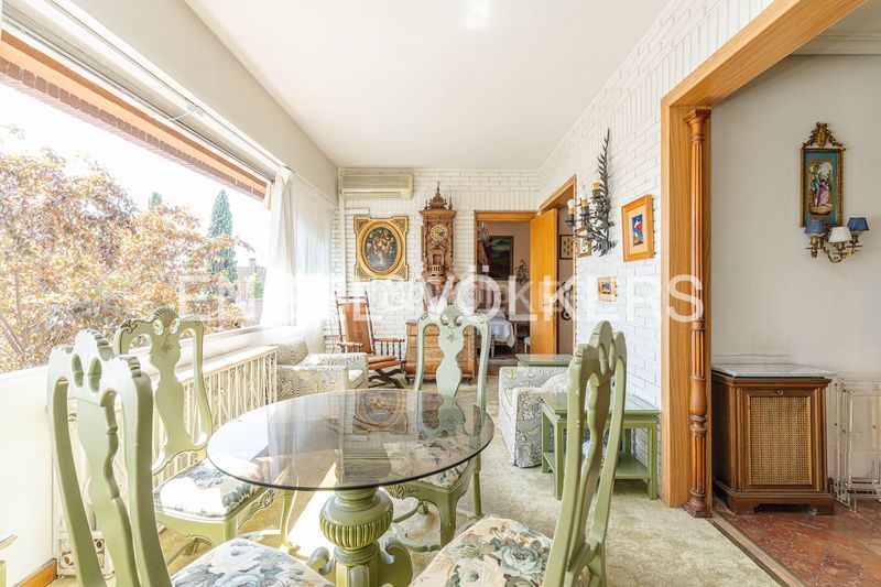 Foto a22745a3-0e5e-4e4d-b736-dcab31194d58. Pis amb calefacció aparcament piscina a Aravaca Madrid