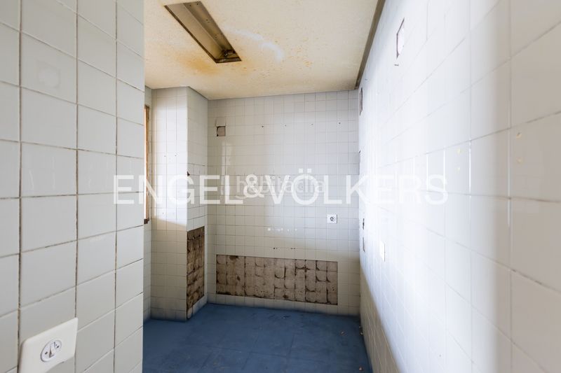 Foto e73717df-5f30-44e1-8522-5ce82c456916. Pis amb calefacció a Argüelles Madrid