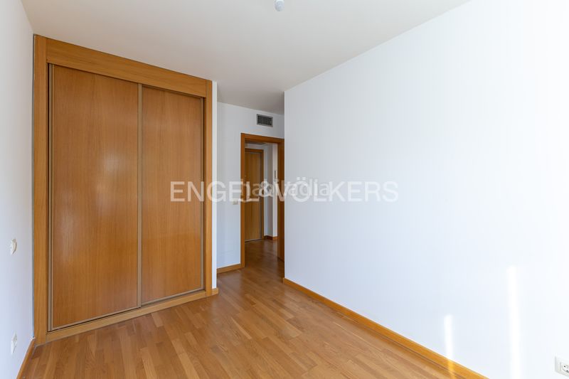 Foto 189e6c10-6fc1-43dd-8c86-c499ff58081b. Pis amb calefacció aparcament a Butarque Madrid