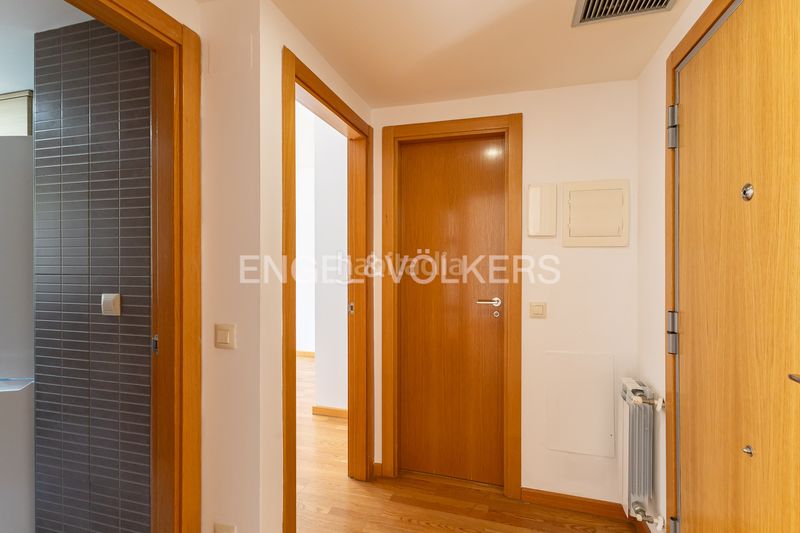 Foto 7d78c08c-ef2a-4317-8478-e7afbaff6469. Pis amb calefacció aparcament a Butarque Madrid