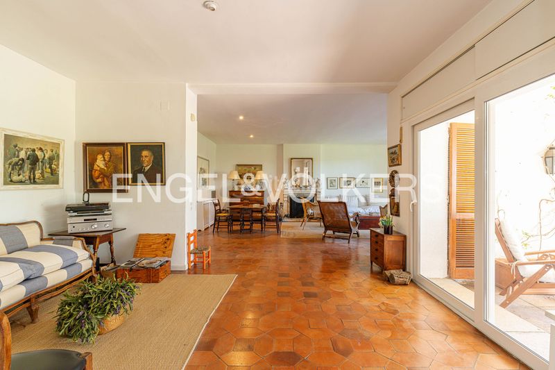 Foto 265a35ad-afc8-47b1-8e5d-25c8eb018a3a. Casa amb calefacció aparcament piscina a Urbanización Este-Montepríncipe Boadilla del Monte