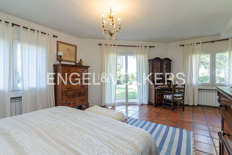 Foto 71aadd11-efaf-4282-9996-54f49a7e5a0f. Casa amb calefacció aparcament piscina a Urbanización Este-Montepríncipe Boadilla del Monte