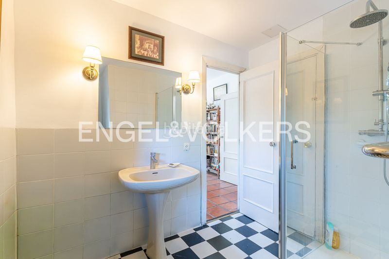 Foto d6d27f42-3ba1-4042-991c-37c434e94fed. Casa amb calefacció aparcament piscina a Urbanización Este-Montepríncipe Boadilla del Monte