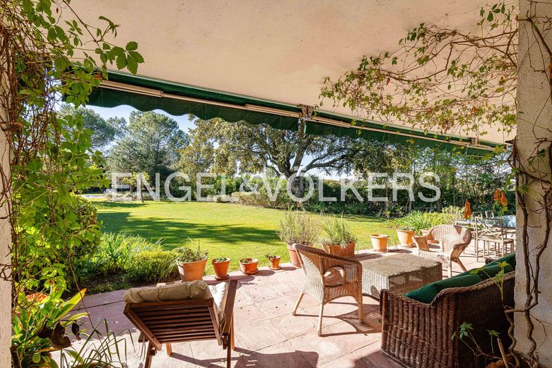 Foto db38329a-84a8-42de-9ef1-7b5defe6652a. Casa amb calefacció aparcament piscina a Urbanización Este-Montepríncipe Boadilla del Monte