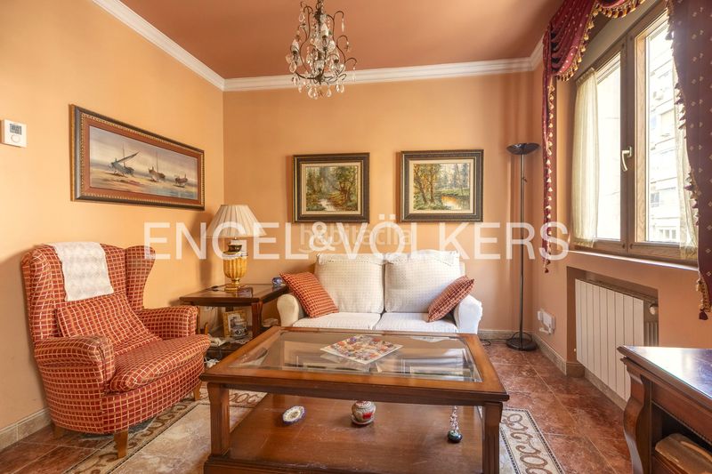 Foto 541ffdc9-9a0f-4443-8aa2-6543efd43a82. Pis amb calefacció a Niño Jesús Madrid