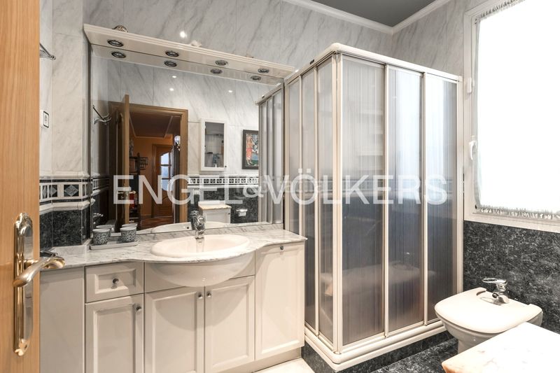 Foto dc508c44-6f52-49af-8129-6a0a9f043dde. Pis amb calefacció a Niño Jesús Madrid