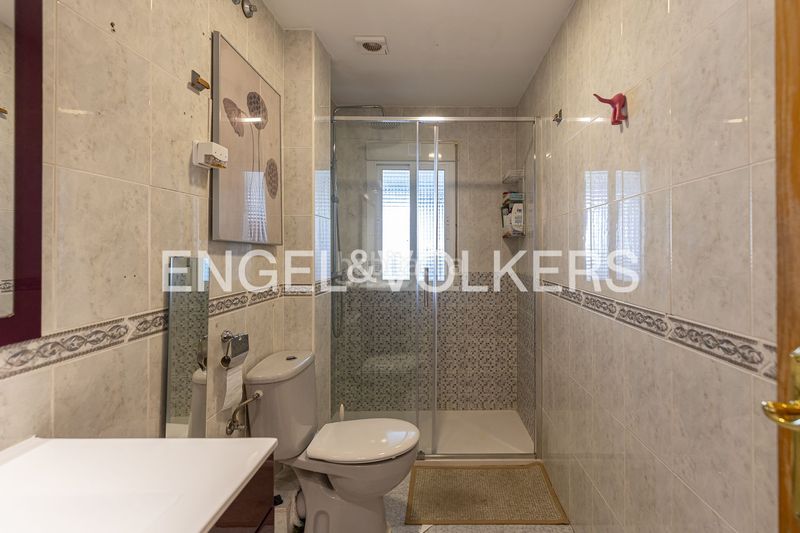 Foto 53acae22-780c-42c5-b6f3-43b9b941cd8b. Pis amb calefacció a Valdeacederas Madrid