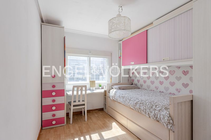 Foto b6cb4a7e-2308-4bb1-9cc9-ecfc4b280206. Pis amb calefacció a Valdeacederas Madrid