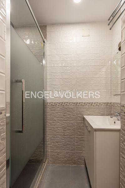 Foto f60e9050-1a98-405e-b813-f4dcb7bf4051. Pis amb calefacció a Valdeacederas Madrid