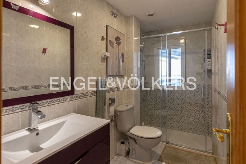 Foto fd83f204-f085-4912-a7f3-6e2d24b4a981. Pis amb calefacció a Valdeacederas Madrid