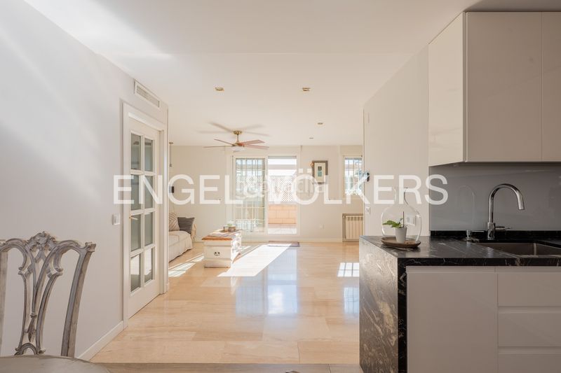 Foto 152dfb29-caeb-47f0-bd77-9b37b0066fd9. Pis amb calefacció aparcament piscina a Horcajo Madrid