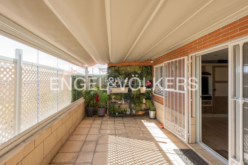 Foto 497614e4-750f-439c-bf0e-cd94e5ad40e5. Pis amb calefacció aparcament piscina a Horcajo Madrid