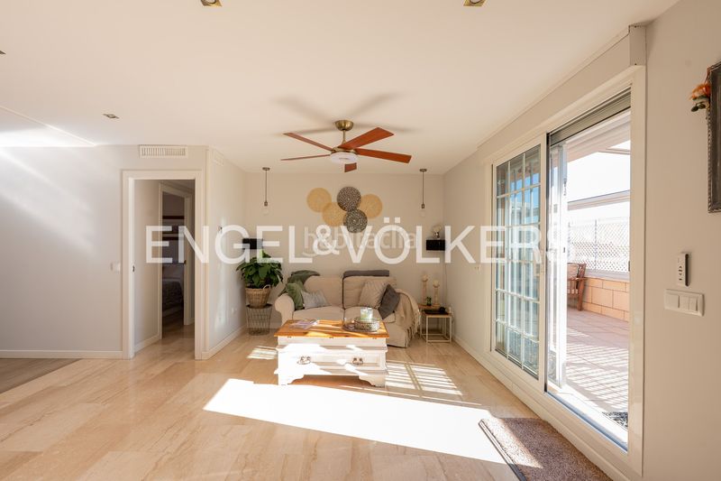 Foto c1490312-7c12-4ad4-9931-9661ecf1ff65. Pis amb calefacció aparcament piscina a Horcajo Madrid