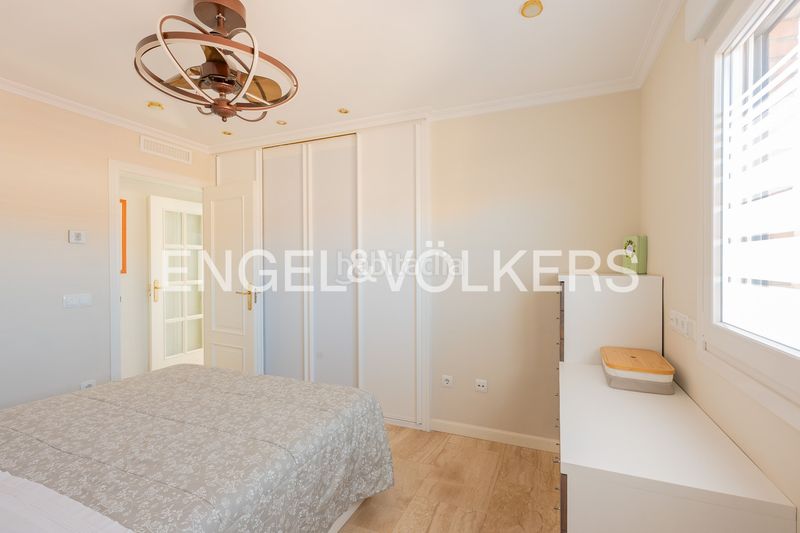 Foto c8261ebb-f1f5-4b85-b359-c63165378158. Pis amb calefacció aparcament piscina a Horcajo Madrid