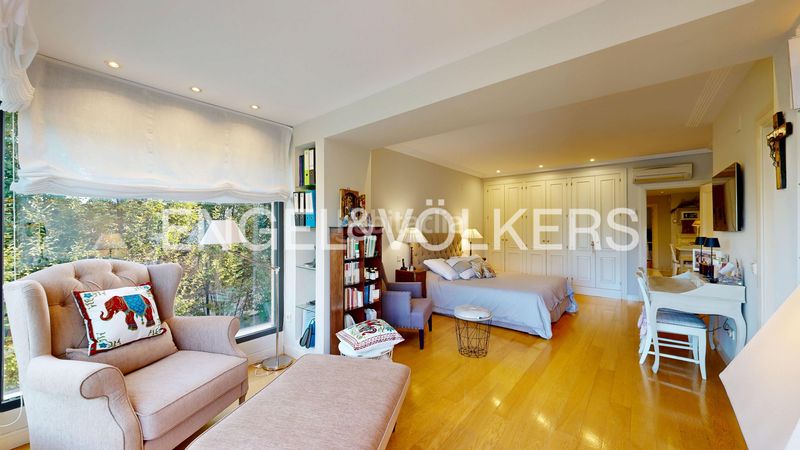 Foto 463b8c16-fa22-426e-952a-9f42e2023ab0. Casa amb calefacció aparcament a Aravaca Madrid