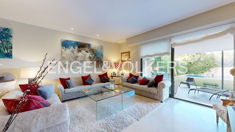 Foto 4b817712-0726-423e-8689-f0a882b7796f. Casa amb calefacció aparcament a Aravaca Madrid