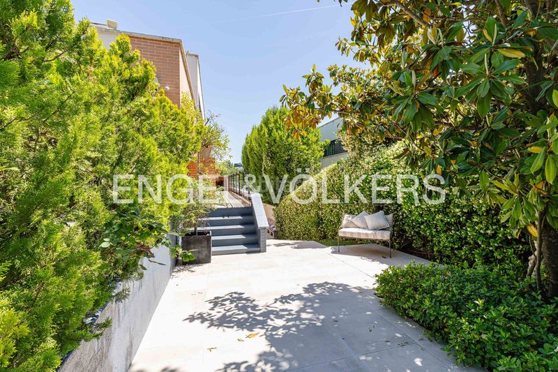 Foto 5ea08322-ce07-4b59-a304-9c0ed171ba8d. Casa amb calefacció aparcament a Aravaca Madrid