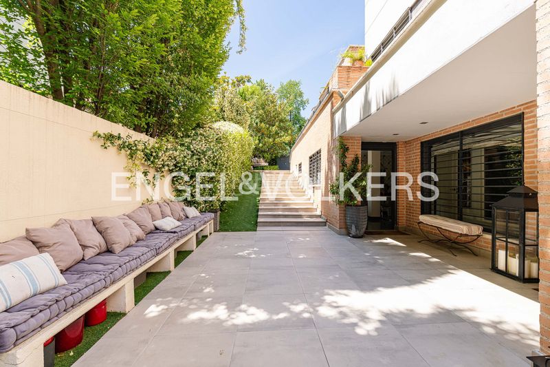 Foto a35a2b95-3991-4259-9b69-cfc71cb2fdf3. Casa amb calefacció aparcament a Aravaca Madrid