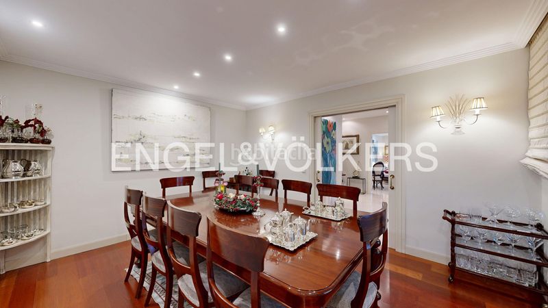 Foto e1f72026-5142-4fe0-abbb-91b35a5c4c40. Casa amb calefacció aparcament a Aravaca Madrid