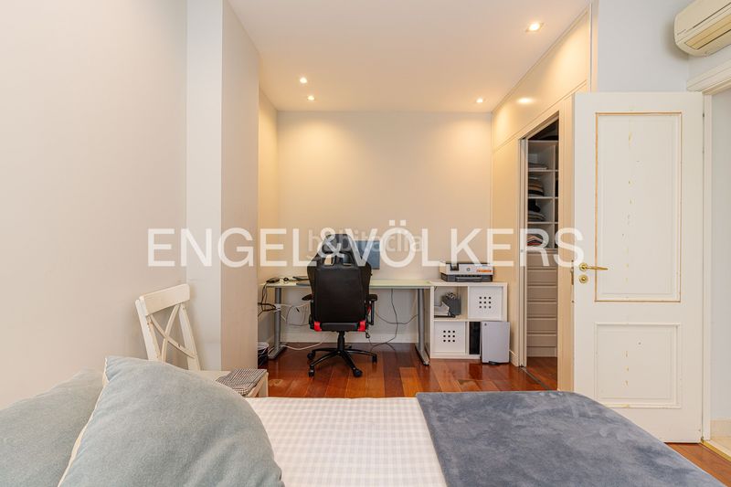 Foto e4f3e10e-a33f-4435-8906-14808e6bfd2e. Casa amb calefacció aparcament a Aravaca Madrid