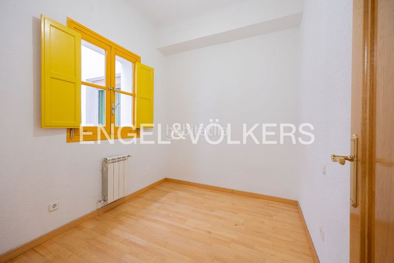 Foto caae6fa5-8ed5-4271-bdf1-df44c399e01f. Pis amb calefacció a El Viso Madrid