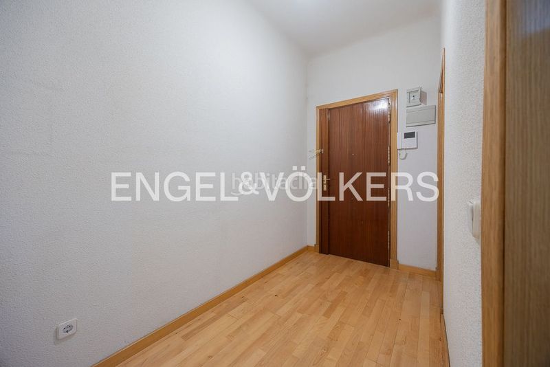 Foto ef98f480-cf2b-4b63-b303-d9d890fffeb8. Pis amb calefacció a El Viso Madrid