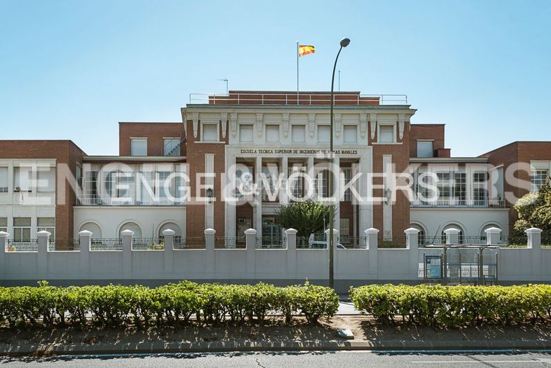 Foto f7b1db0c-b282-4d98-b030-6e171d549cde. Pis amb calefacció a Ventas Madrid