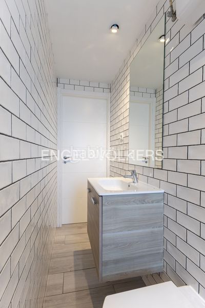 Foto fabc887d-a41e-49c4-95d2-f007bd991a4d. Pis amb calefacció a Ventas Madrid