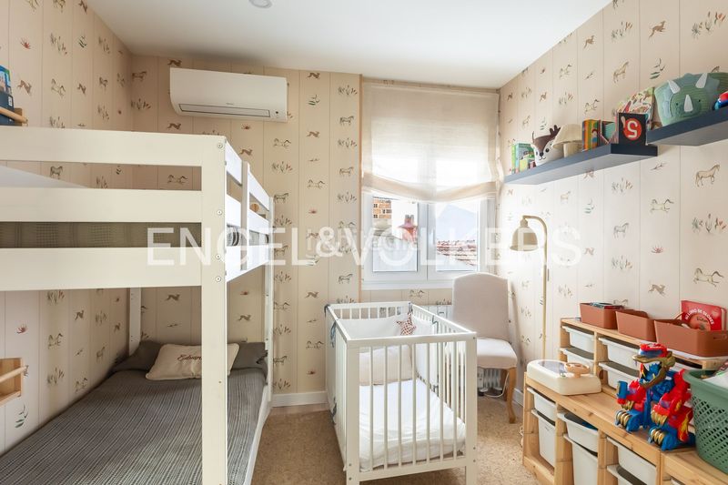 Foto 32e43c1c-3f94-46d7-88c9-ae3e4c3b7615. Pis amb calefacció a Ciudad Jardín Madrid