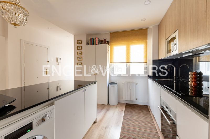 Foto 3763d44a-ab34-45b8-a4e3-3f4d80e3f9cc. Pis amb calefacció a Ciudad Jardín Madrid