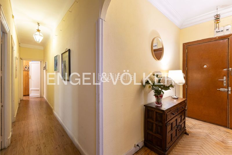 Foto aaefc876-c12f-4c35-9b02-ad045e6eb45c. Pis amb calefacció a Lista Madrid