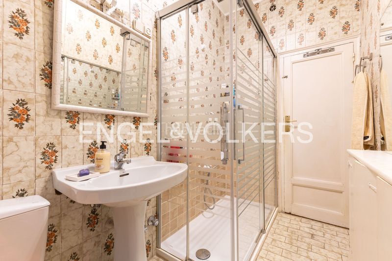 Foto d61ecc4c-a5f6-4143-8997-8b47a6c14c22. Pis amb calefacció a Lista Madrid