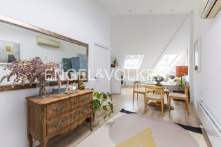 Location Appartement  Calle de santa brígida. Espectacular ático de diseño en el corazón de justicia