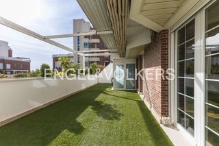 Appartement à Palomas. Magnífico piso con terraza en piovera.