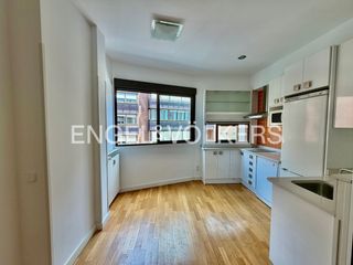 Lloguer Pis a Hispanoamérica-Bernabéu. Exclusivo apartamento en chamartínhispanoamérica en alquiler