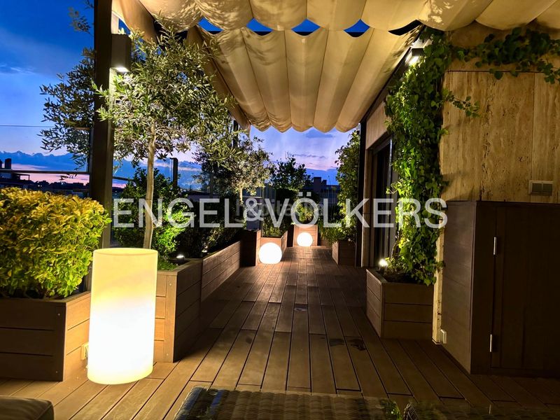 Foto 4f8c35ba-1803-4cee-866a-eb005d5f1700. Àtic amb calefacció aparcament piscina a Sanchinarro Madrid