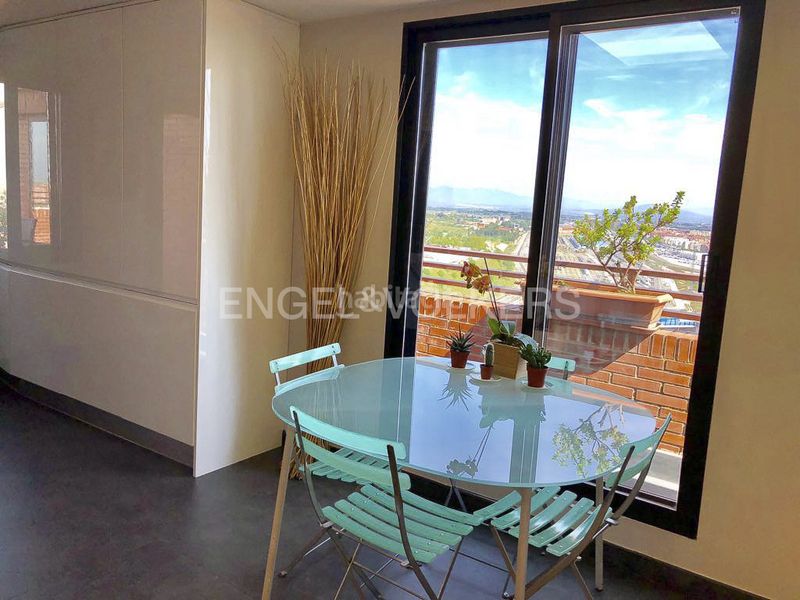 Foto 070b1f32-4853-4337-8d16-42e69958efff. Àtic amb calefacció aparcament piscina a Castilla Madrid