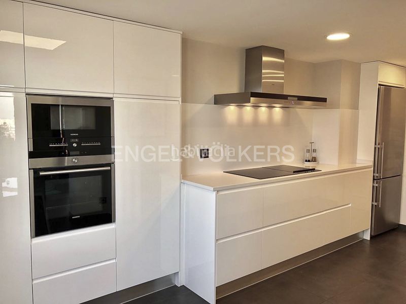 Foto 086b615c-2370-4a83-98ae-2a3177ed0b8b. Àtic amb calefacció aparcament piscina a Castilla Madrid